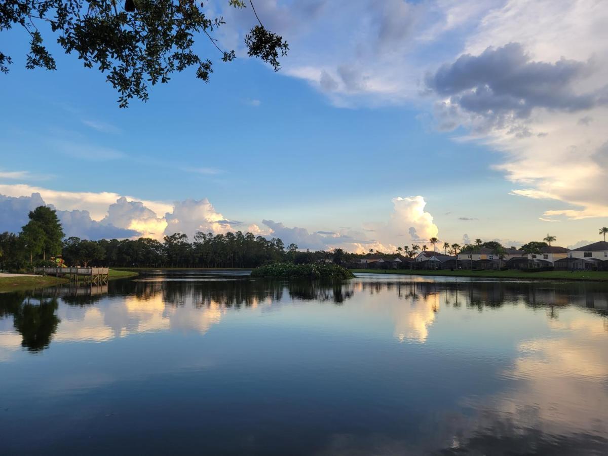 Fully Renovated, Quiet, Spacious Disney Themed Pool Home With Office Kissimmee Ngoại thất bức ảnh